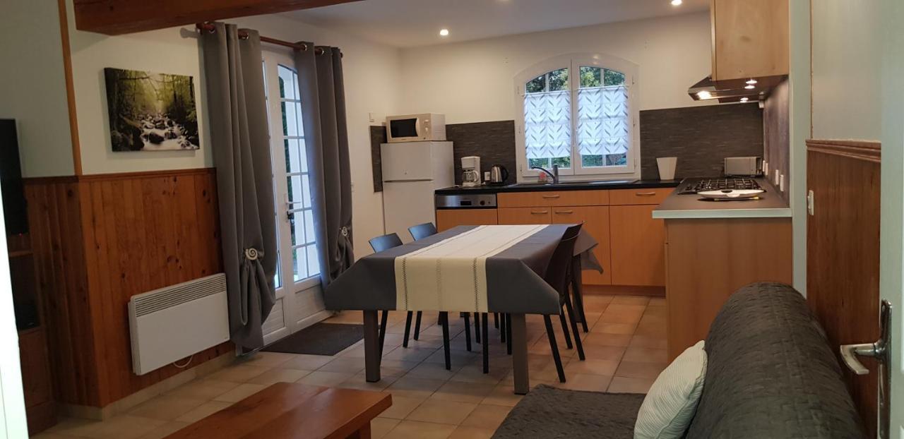 Le Cabassou Du Medoc Begadan Bagian luar foto