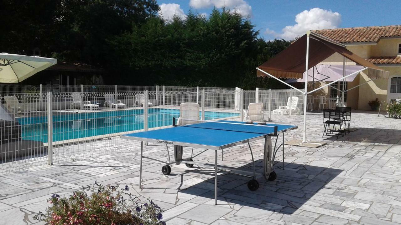 Le Cabassou Du Medoc Begadan Bagian luar foto
