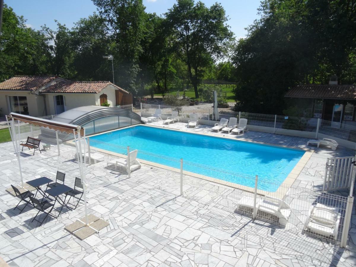Le Cabassou Du Medoc Begadan Bagian luar foto